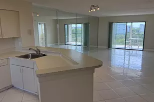 2334 S Cypress Bend Dr, Pompano Beach, FL 33069 - Photo 2
