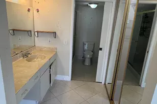 2334 S Cypress Bend Dr, Pompano Beach, FL 33069 - Photo 10