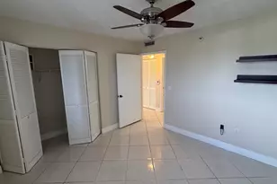2334 S Cypress Bend Dr, Pompano Beach, FL 33069 - Photo 16