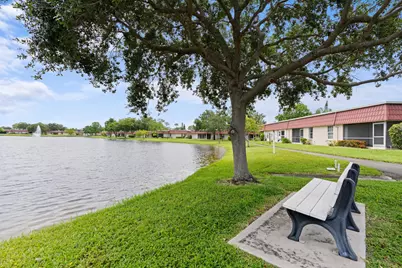 315 Cape Cod Circle #B, Lake Worth, FL 33467 - Photo 2