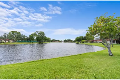 315 Cape Cod Circle #B, Lake Worth, FL 33467 - Photo 28