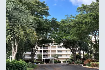 565 Oaks Lane #305, Pompano Beach, FL 33069 - Photo 46