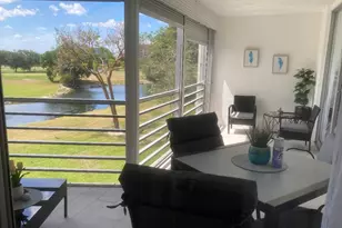 565 Oaks Ln, Pompano Beach, FL 33069 - Photo 18