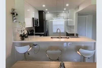 565 Oaks Lane #305, Pompano Beach, FL 33069 - Photo 28