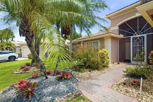 7639 Tarpon Cove Cir, Lake Worth, FL 33467 - Photo 2