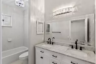 1216 NW 100th Ave, Pembroke Pines, FL 33024 - Photo 6