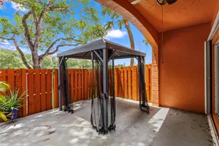 1216 NW 100th Ave, Pembroke Pines, FL 33024 - Photo 34