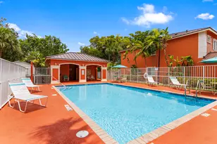 1216 NW 100th Ave, Pembroke Pines, FL 33024 - Photo 12