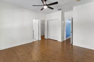 1216 NW 100th Ave, Pembroke Pines, FL 33024 - Photo 4