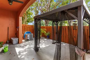 1216 NW 100th Ave, Pembroke Pines, FL 33024 - Photo 32