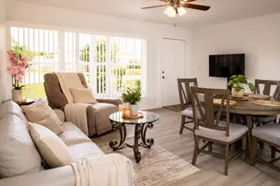 465 Waseca Dr Dr, Lake Worth, FL 33462 - Photo 2