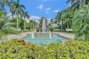 4701 Martinique Dr, Coconut Creek, FL 33066 - Photo 2