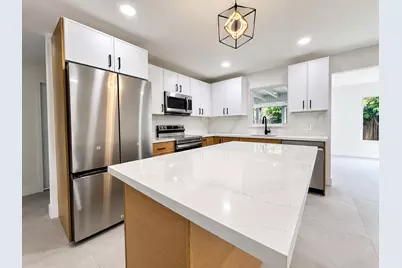 350 NE 42nd Street, Oakland Park, FL 33334 - Photo 4