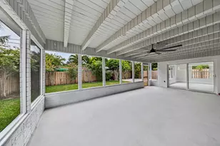 350 NE 42nd St, Oakland Park, FL 33334 - Photo 6