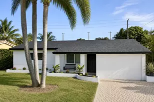 350 NE 42nd St, Oakland Park, FL 33334 - Photo 1