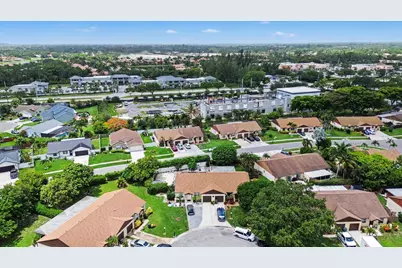 8464 Lake Worth Court, Wellington, FL 33467 - Photo 30
