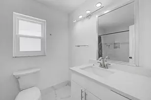 8464 Lake Worth Ct, Wellington, FL 33467 - Photo 18