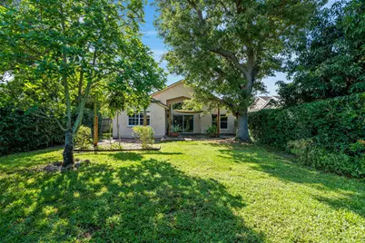 125 Saratoga Boulevard E, Royal Palm Beach, FL 33411 - Photo 38