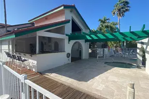 2286 Anchorage Ln, Naples, FL 34104 - Photo 40