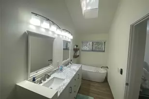 2286 Anchorage Ln, Naples, FL 34104 - Photo 22