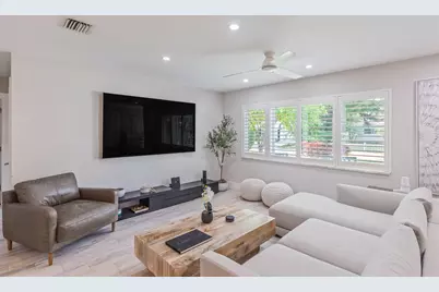 2830 SW 5th Street, Boynton Beach, FL 33435 - Photo 2