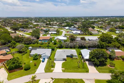 1423 SE Pitcher Road, Port Saint Lucie, FL 34952 - Photo 4