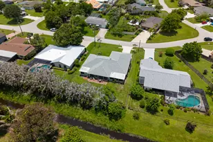 1423 SE Pitcher Rd, Port Saint Lucie, FL 34952 - Photo 10