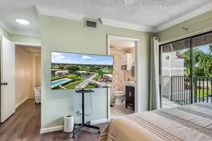 4005 Village Dr, Delray Beach, FL 33445 - Photo 28