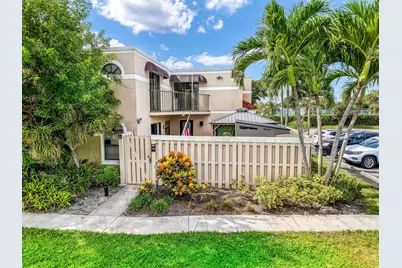 4005 Village Drive #A, Delray Beach, FL 33445 - Photo 2