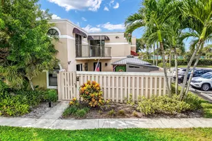 4005 Village Dr, Delray Beach, FL 33445 - Photo 2