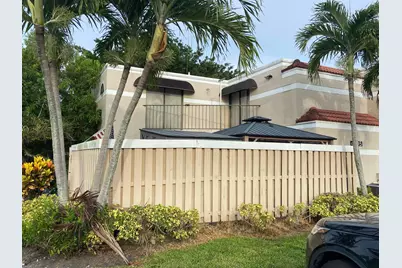 4005 Village Drive #A, Delray Beach, FL 33445 - Photo 2