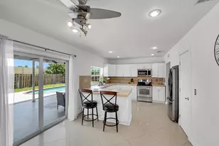 555 NW 50th Pl, Boca Raton, FL 33431 - Photo 16