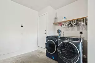 4498 Dogwood Cir, Weston, FL 33331 - Photo 22
