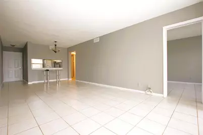 217 Lake Pointe Drive #107, Oakland Park, FL 33309 - Photo 16