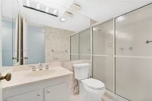 2532 Boundbrook Dr S, Palm Springs, FL 33406 - Photo 8