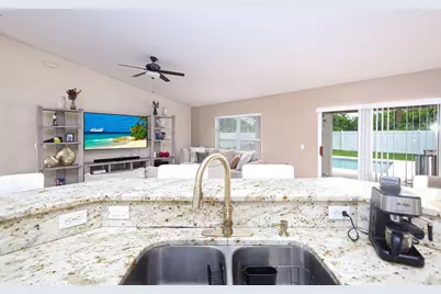 2606 Serenity Circle N, Fort Pierce, FL 34981 - Photo 16