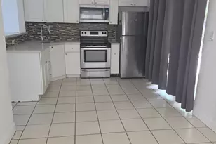 160 NW 15th Pl, Pompano Beach, FL 33060 - Photo 8