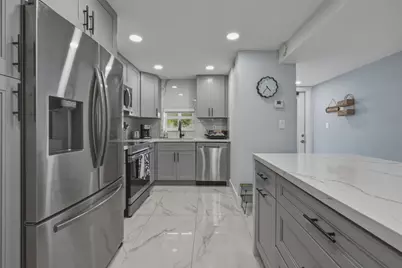 9823 S Hollybrook Lake Drive #104, Pembroke Pines, FL 33025 - Photo 2