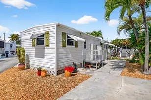 5 Cedar Dr, Briny Breezes, FL 33435 - Photo 4