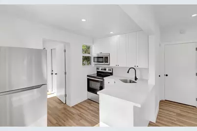 1260 SW 4th Street #3, Miami, FL 33135 - Photo 10