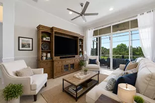 9857 Via Grande W, Wellington, FL 33411 - Photo 8