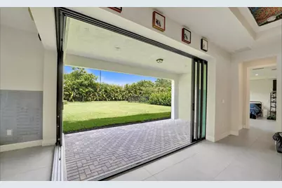 4519 Silverwood Lane N, Oakland Park, FL 33309 - Photo 4