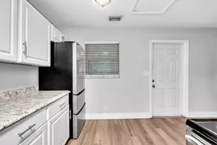 232 SE 9th Ave, Pompano Beach, FL 33060 - Photo 12