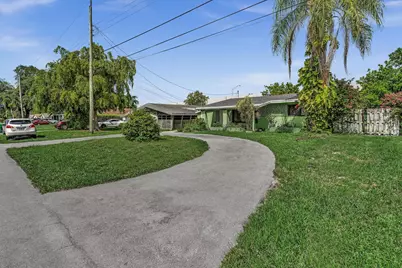 2131 Acapulco Drive, Miramar, FL 33023 - Photo 32