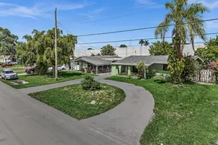 2131 Acapulco Dr, Miramar, FL 33023 - Photo 2