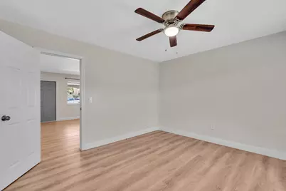 800 Moffett Street #3, Hallandale Beach, FL 33009 - Photo 18