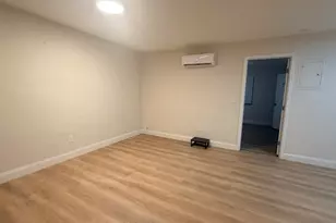 800 Moffett St, Hallandale Beach, FL 33009 - Photo 10
