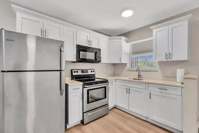 800 Moffett Street #3, Hallandale Beach, FL 33009 - Photo 12
