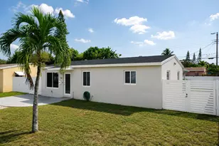511 N 69th Way, Hollywood, FL 33024 - Photo 14