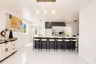 511 N 69th Way, Hollywood, FL 33024 - Photo 4